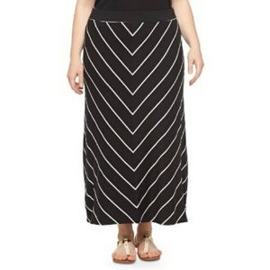 Ava and Viv Black White Maxi Skirt Plus Size X 14W